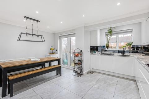 4 bedroom semi-detached house for sale, Kenyon Place, Welwyn Garden City, AL7