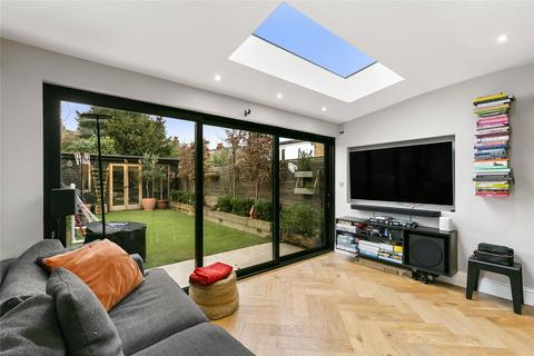 5 bedroom terraced house for sale, Hydethorpe Road, London, SW12