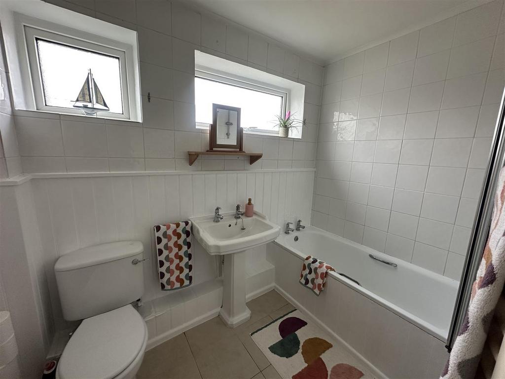 Bathroom.jpeg
