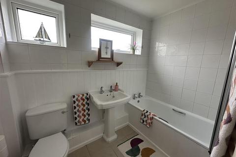 3 bedroom end of terrace house for sale, Barley Close, Malmesbury