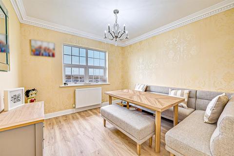 undefined, Silver Point Marine, Canvey Island SS8