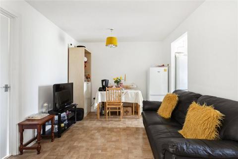 2 bedroom apartment to rent, Westcott Close, London, N15