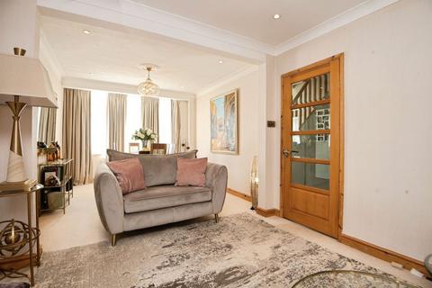 3 bedroom terraced house for sale, Tees Avenue, Greenford UB6