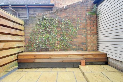 undefined, High Street, Hemel Hempstead, HP1