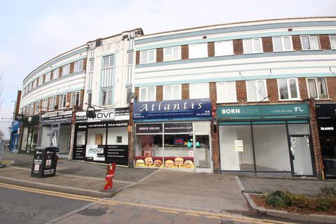 undefined, Central Road, Worcester Park KT4