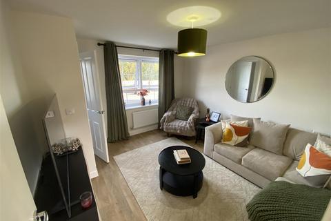 2 bedroom semi-detached house for sale, Axminster Drive, Stourport-On-Severn