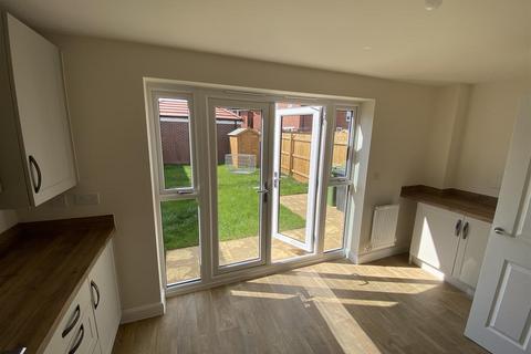 2 bedroom semi-detached house for sale, Axminster Drive, Stourport-On-Severn