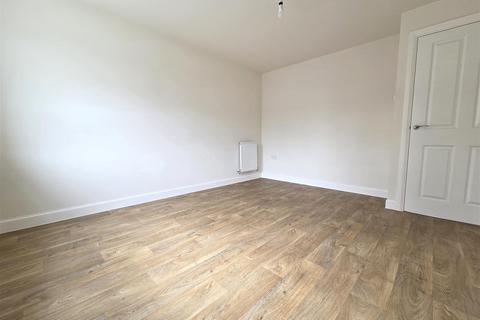 2 bedroom semi-detached house for sale, Axminster Drive, Stourport-On-Severn