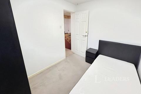 undefined, Eland Way, CB1