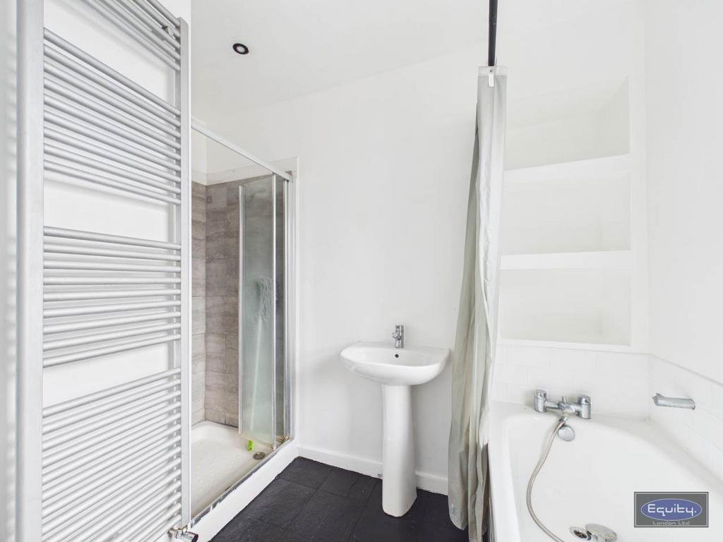 Bathroom (3)