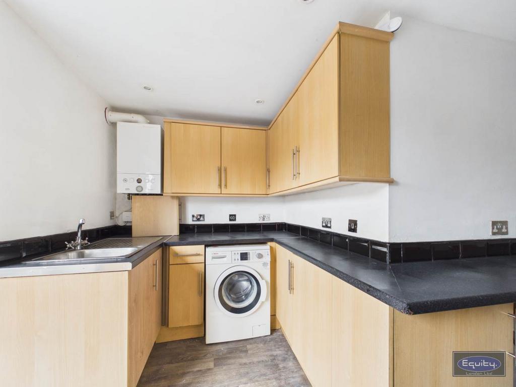 Kitchen (2)