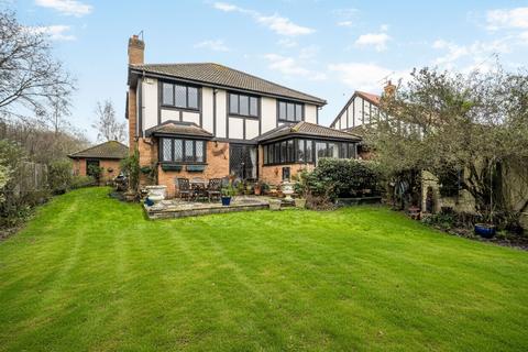 4 bedroom detached house for sale, Tithe Barn Drive, Maidenhead, SL6