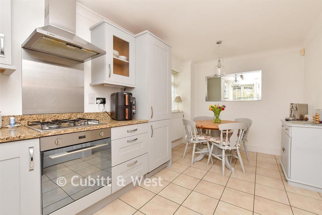 Kitchen / Diner