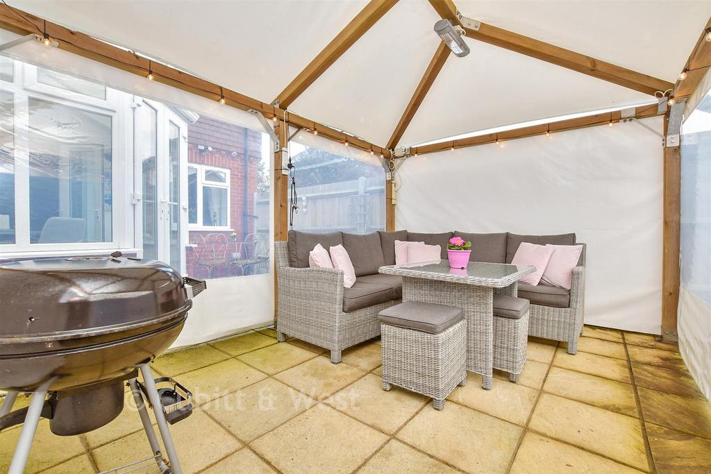 Patio / Decking