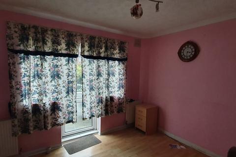 undefined, Sherborne Road, Bedfont TW14