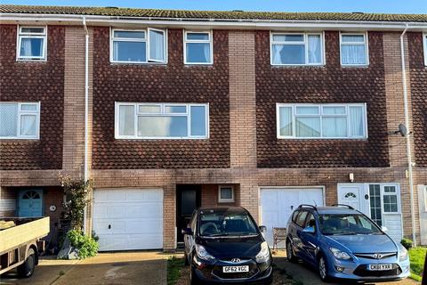 Hardy Close, New Milton, Hampshire, BH25