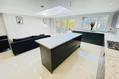3 bedroom semi-detached house for sale, Chester Road, Sutton Coldfield