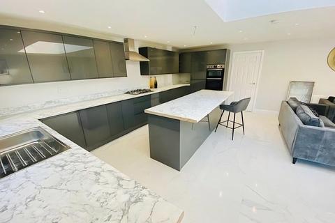 3 bedroom semi-detached house for sale, Chester Road, Sutton Coldfield