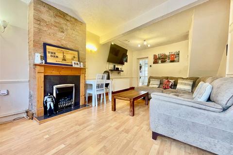 2 bedroom terraced house for sale, Milton Road, Belvedere, Kent, DA17
