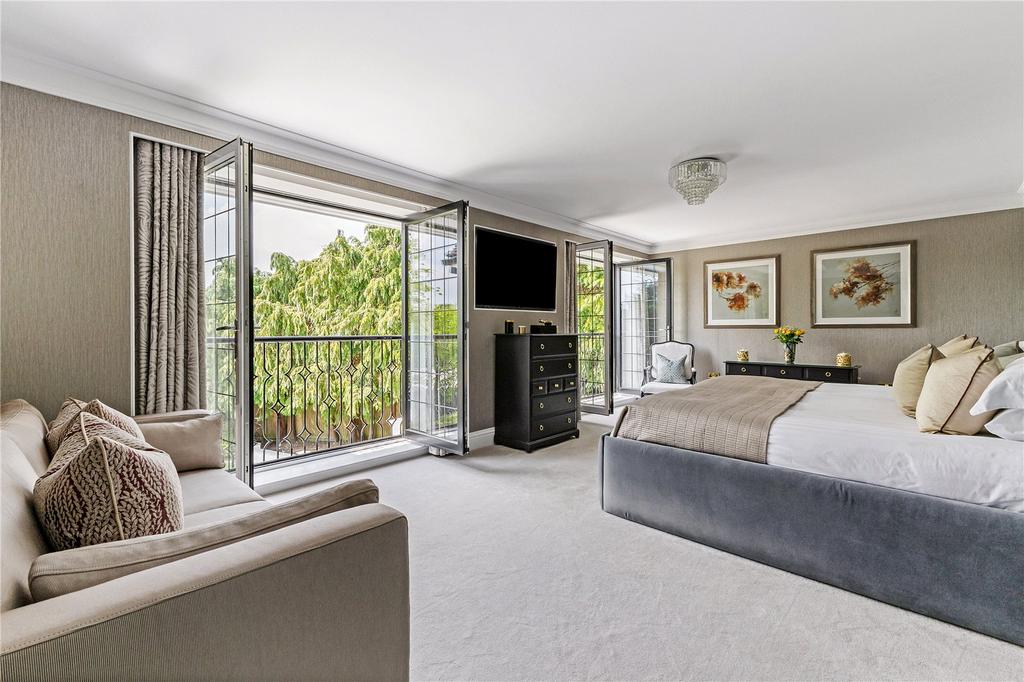 Principal Bedroom