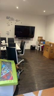 undefined, Hennessey Road, Dagenham RM8