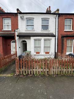 2 bedroom flat to rent, Hambro Road, Streatham, SW16