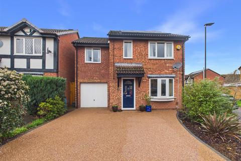 3 bedroom detached house for sale, Mary Rose Avenue, Churchdown, Gloucester