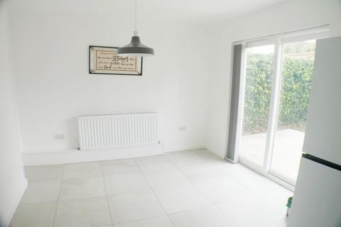 3 bedroom detached house to rent, Britannia Road, Suffolk IP4