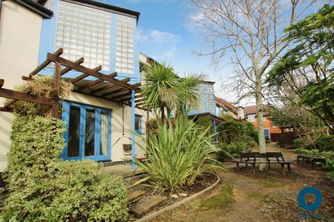 undefined, Elton Mews, Bishopston BS7