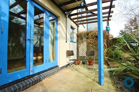 undefined, Elton Mews, Bishopston BS7