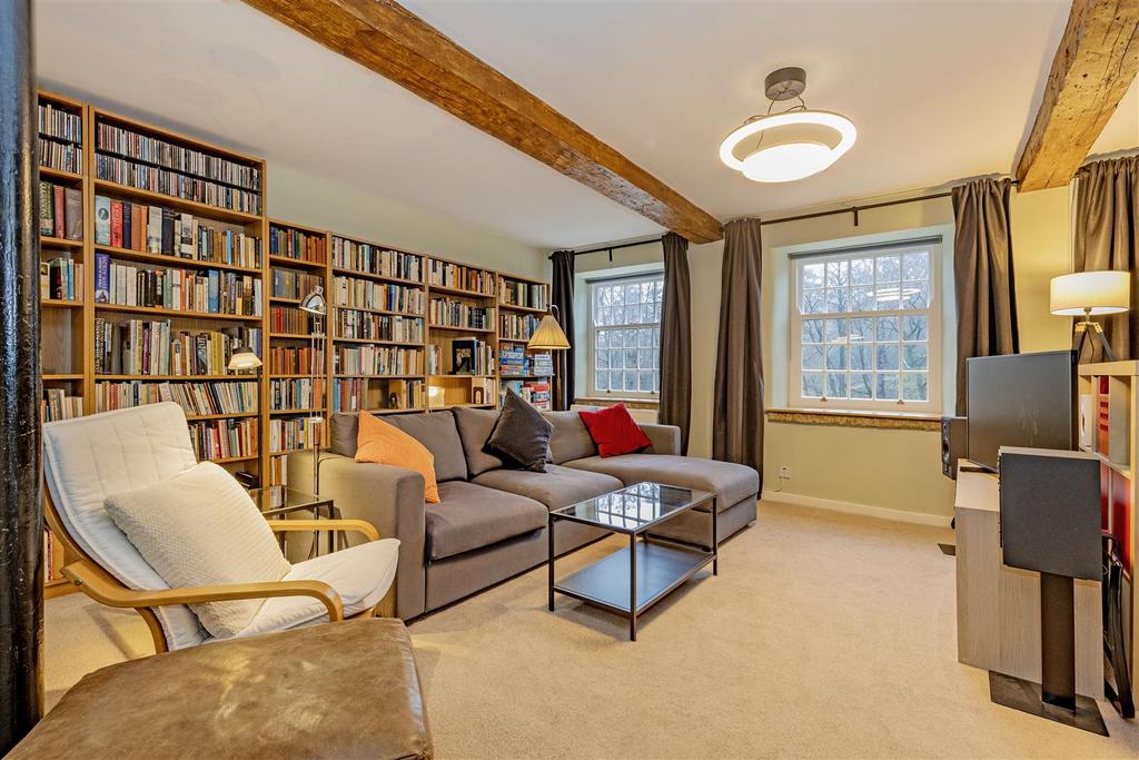 Reception Room-2.jpg