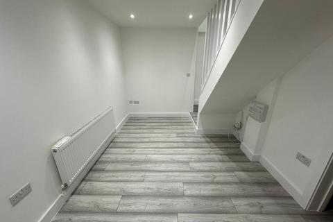 undefined, Uxbridge,  London,  UB8