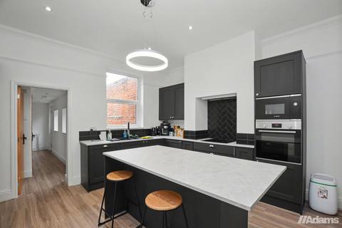 3 bedroom terraced house for sale, Heath Road South, Runcorn