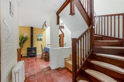 undefined, Penton Mewsey, Andover