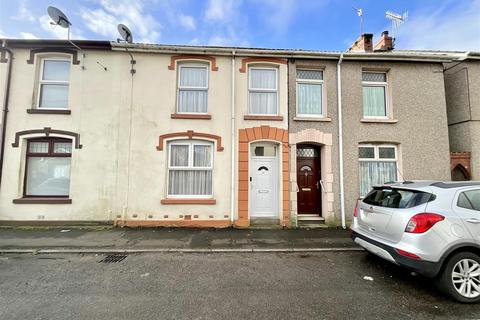 3 bedroom terraced house for sale, Bassett Terrace, Llanelli