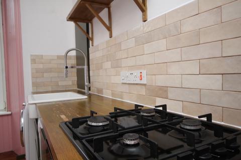 1 bedroom flat for sale, 663 Pollokshaws Road, Glasgow G41 2AB