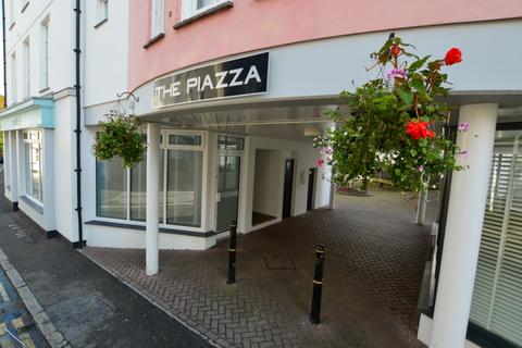 2 bedroom flat to rent, 4 The Piazza, Crockwell Street, Bodmin, PL31 2DR