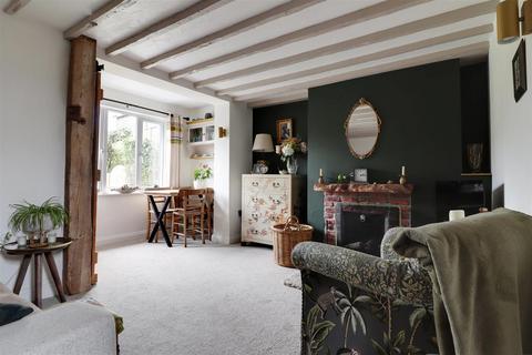 2 bedroom terraced house for sale, High Street, Stonehouse