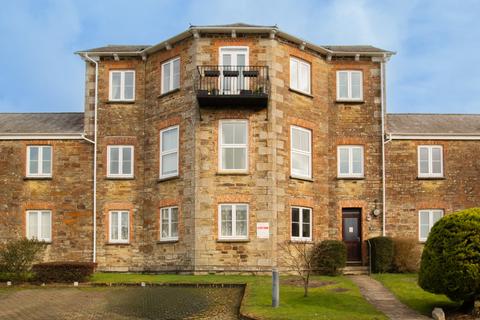 2 bedroom flat to rent, 22 Castle Hill Court Cross Lane, Bodmin