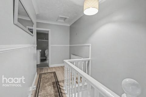 2 bedroom terraced house for sale, Foundry Road, Pontypool