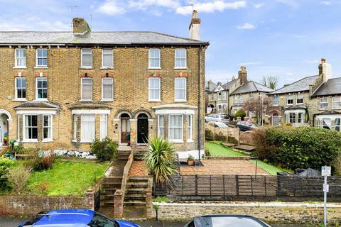 5 bedroom end of terrace house for sale, Priory Grove, Dover, CT17