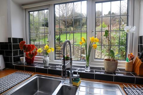 undefined, Chaldon Way, Coulsdon