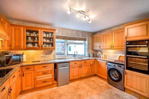 3 bedroom detached bungalow for sale, Low Street, Retford DN22