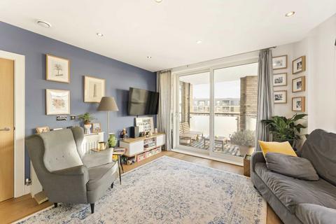 2 bedroom flat for sale, Levett Square, Richmond TW9