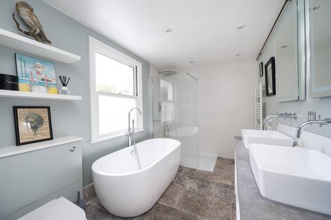 2 bedroom house to rent, Wellington Row, E2, Shoreditch, London, E2