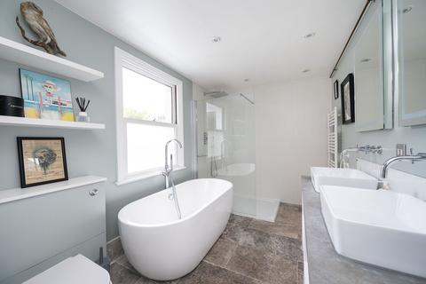 2 bedroom house to rent, Wellington Row, E2, Shoreditch, London, E2
