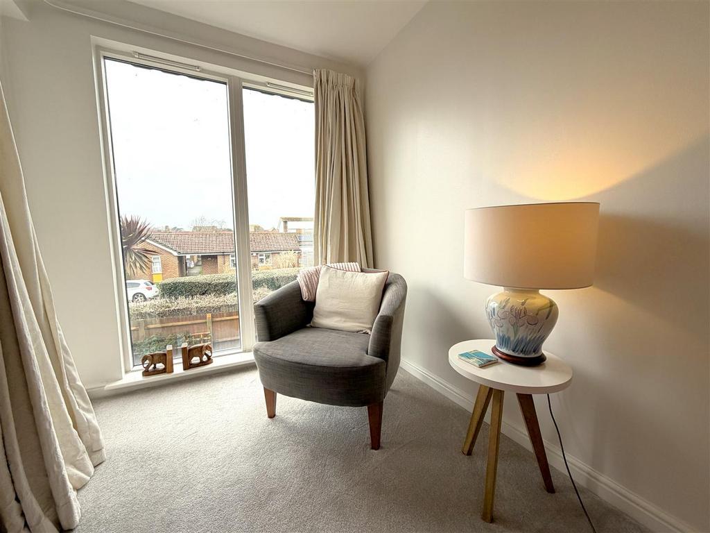 Sitting Room 3.JPG
