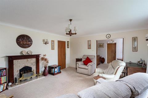 3 bedroom detached house for sale, Warwick Close, Sheriff Hutton, York