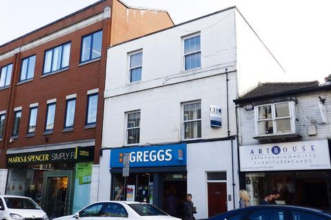 1 bedroom flat to rent, Victoria Road, Surbiton