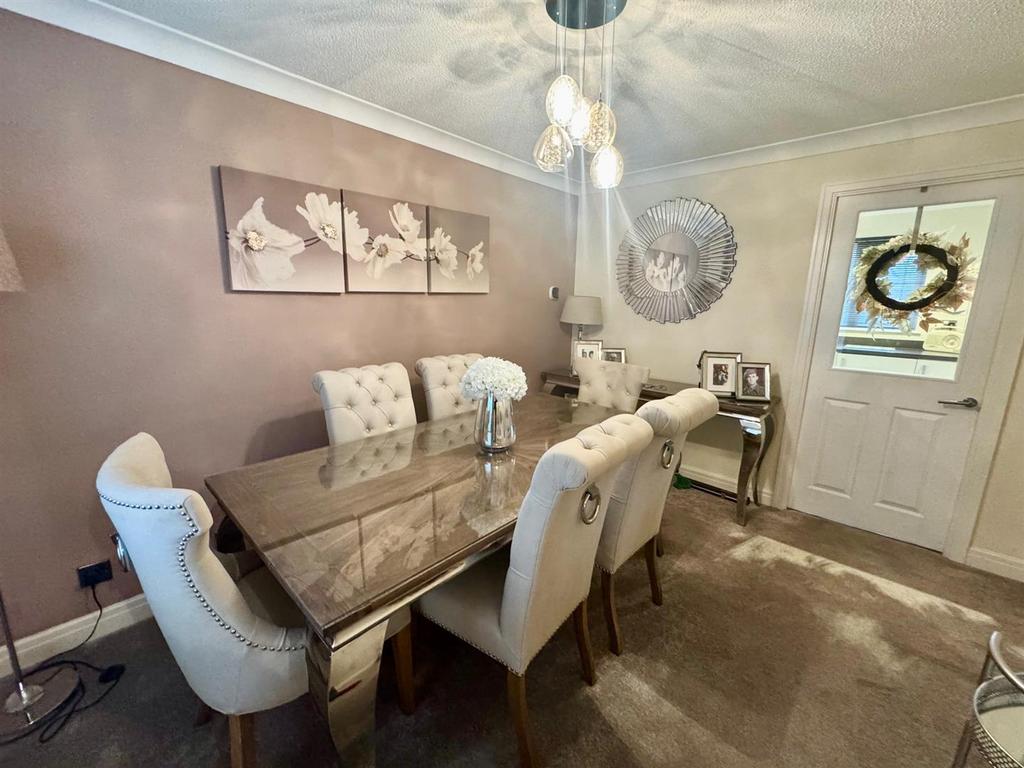 Dinning Room 3.jpg